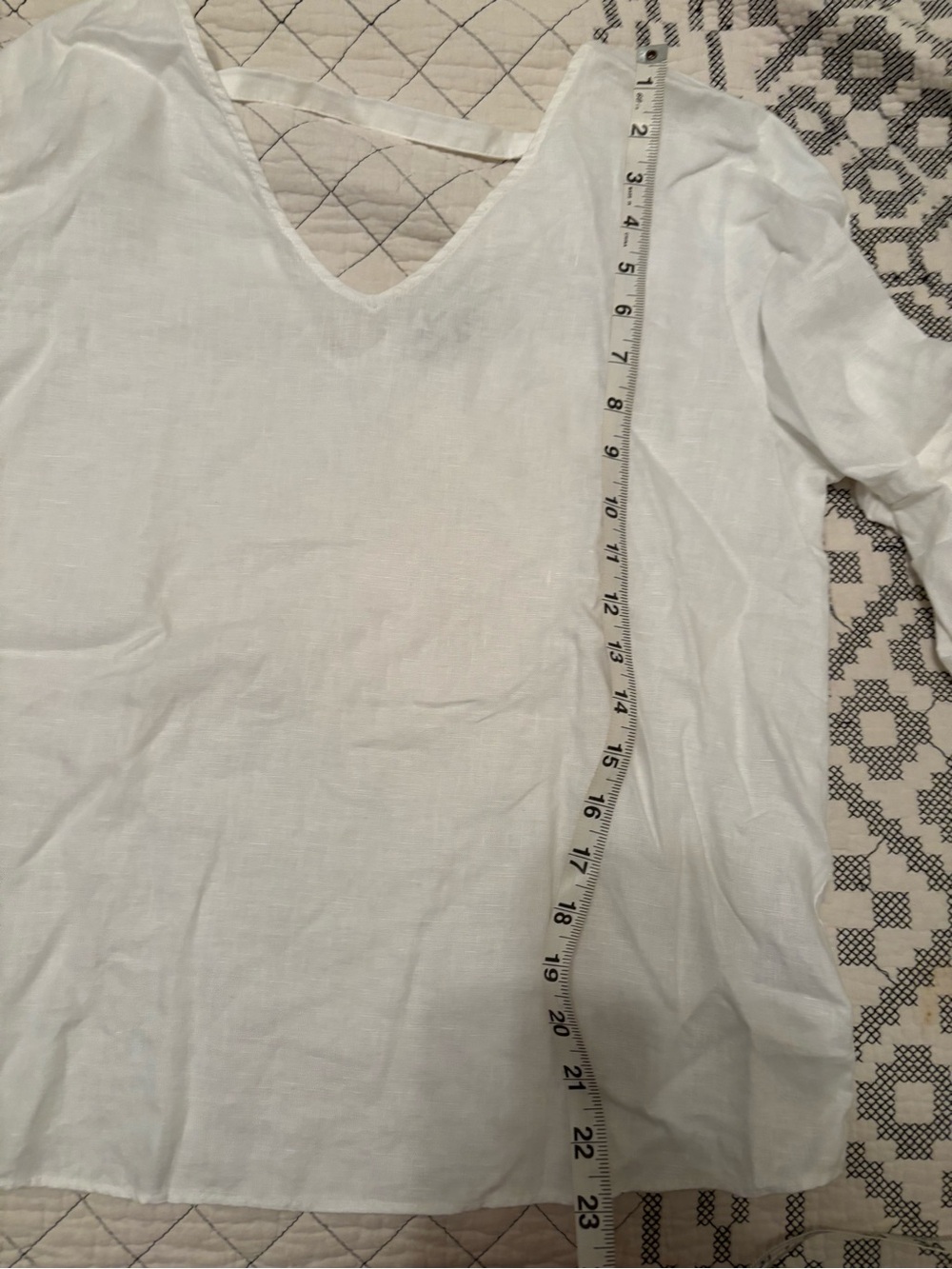 Neiman Marcus linen bell sleeve top M - Picture 6 of 6